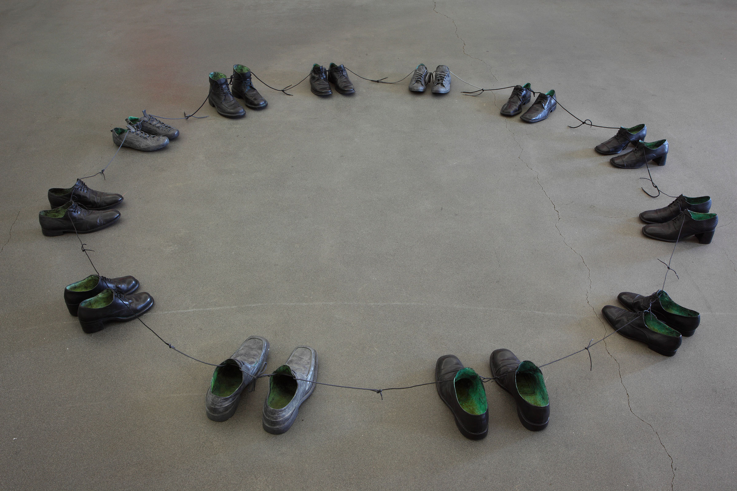 Sigalit Landau, O my friends, there are no friends, 2011